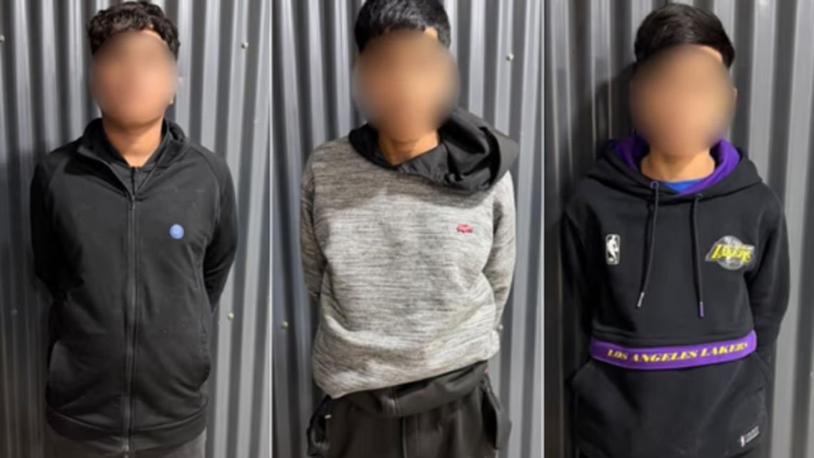 Detuvieron a tres menores por robarle la moto a un trabajador: uno tiene 13 años y 6 antecedentes