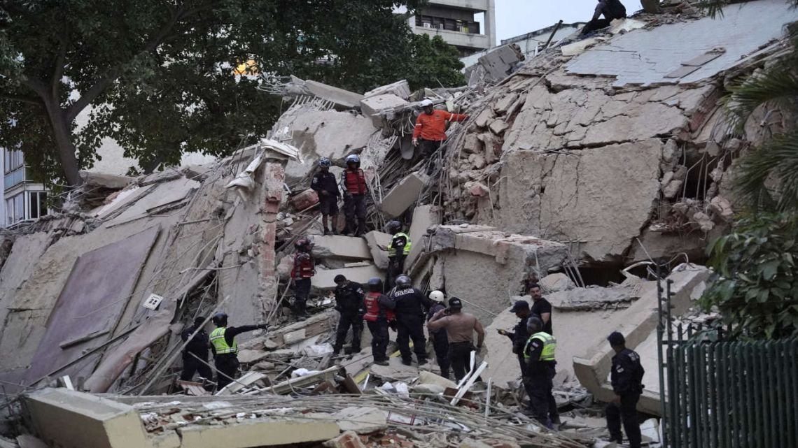 Donald Trump habló del “saldo devastador de muertos” por los terremotos en Venezuela y prometió ayuda con rapidez