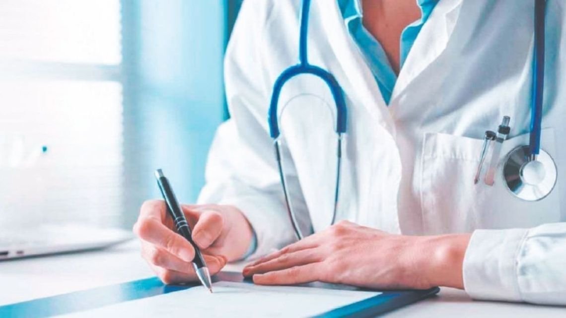 El Gobierno concedió una nueva prórroga a las prepagas para adecuar contratos y facturas