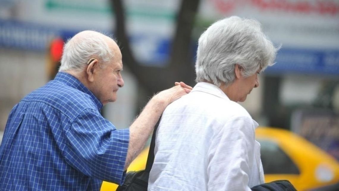 El drama de los ingresos: se conoció cuánto necesita un jubilado para alquilar y vivir en CABA