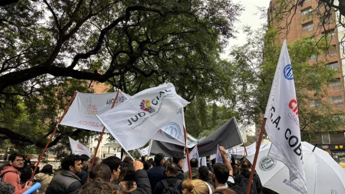 En una movida inédita, funcionarios judiciales presentarán reclamos administrativos por el grave conflicto salarial