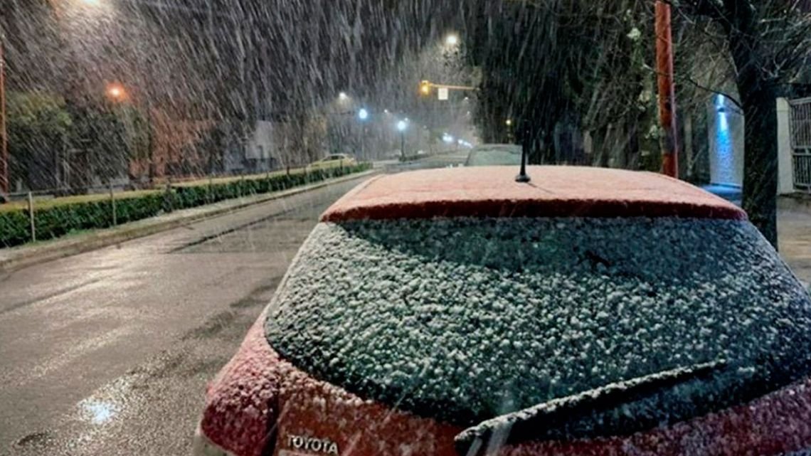 Frío polar: heladas y temperaturas bajo cero para Entre Ríos durante el fin de semana largo