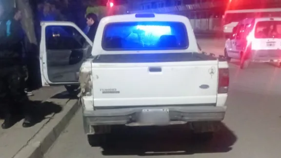 Incendiaron un auto y cayeron tras una persecución