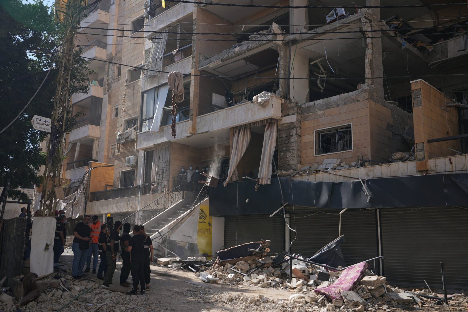 Irán dispara varios misiles contra Israel por primera vez desde el alto el fuego, tras bombardear Netanyahu los suburbios de Beirut