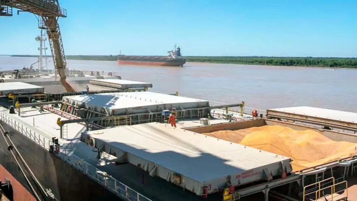 La balanza comercial registró un superávit récord de $3.504 millones en mayo