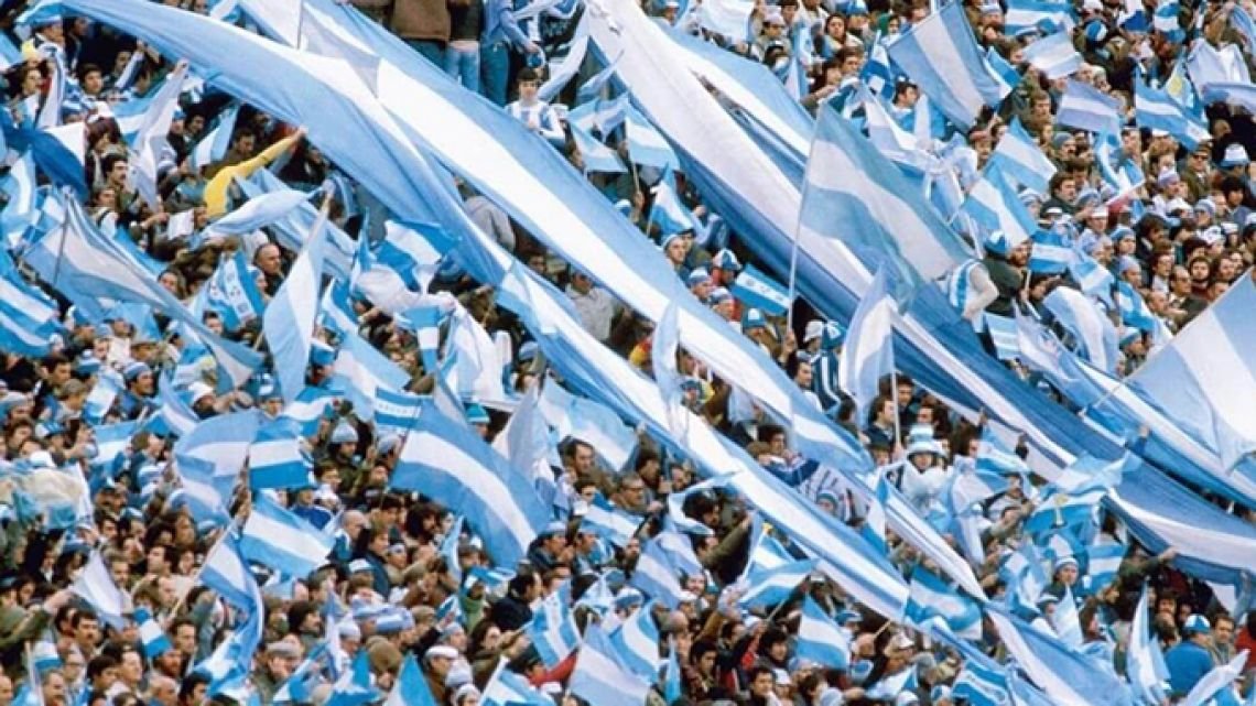 La búsqueda de hospedaje por argentinos se dispararon 300% en Kansas City y 1.540% en Dallas