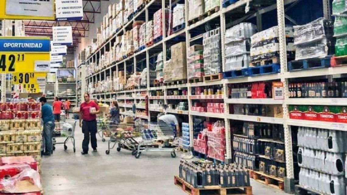 La inflación mayorista desaceleró a 2,5% en mayo, según el INDEC