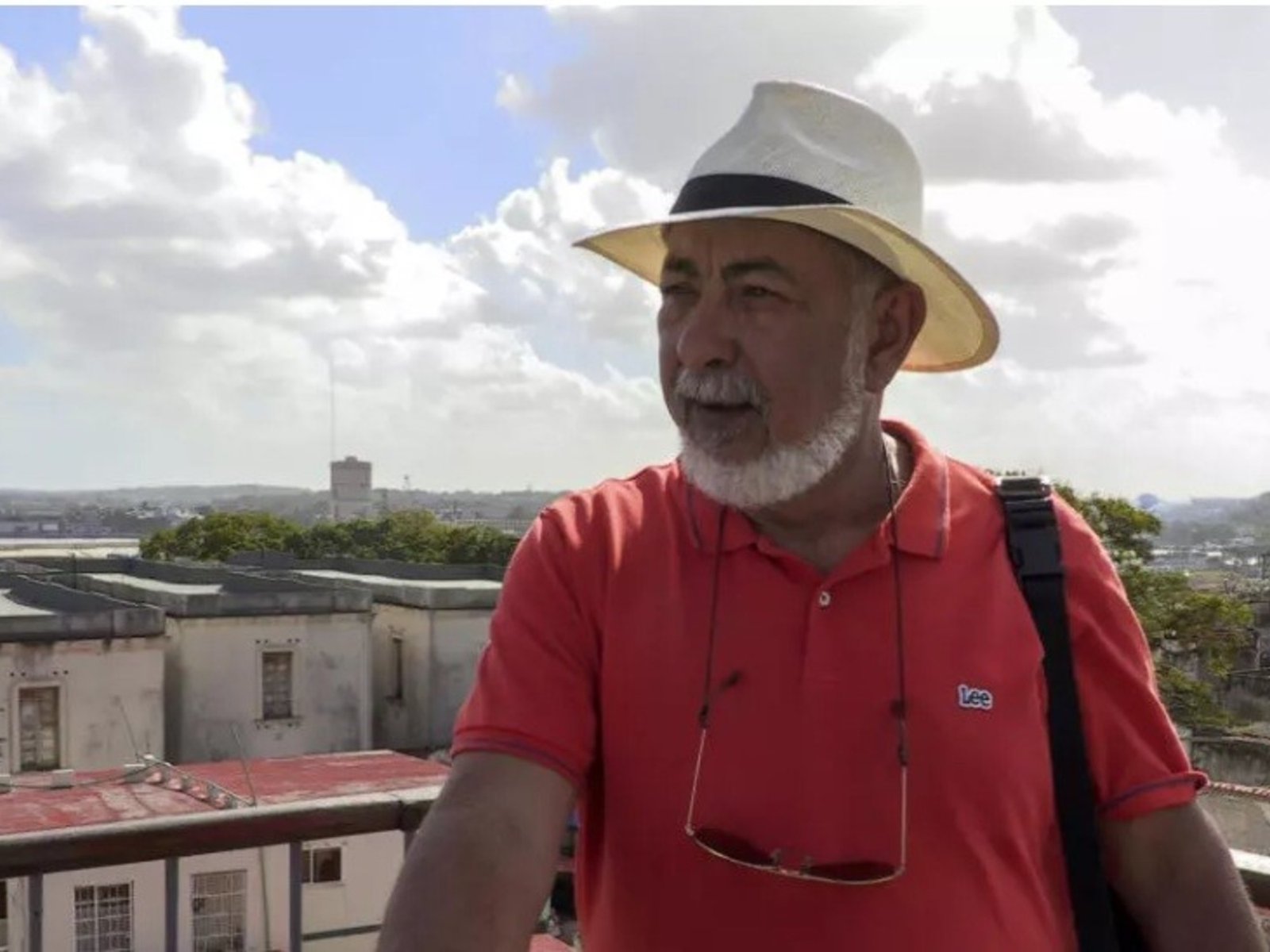 Leonardo Padura trabaja en una novela de intriga sin muertos