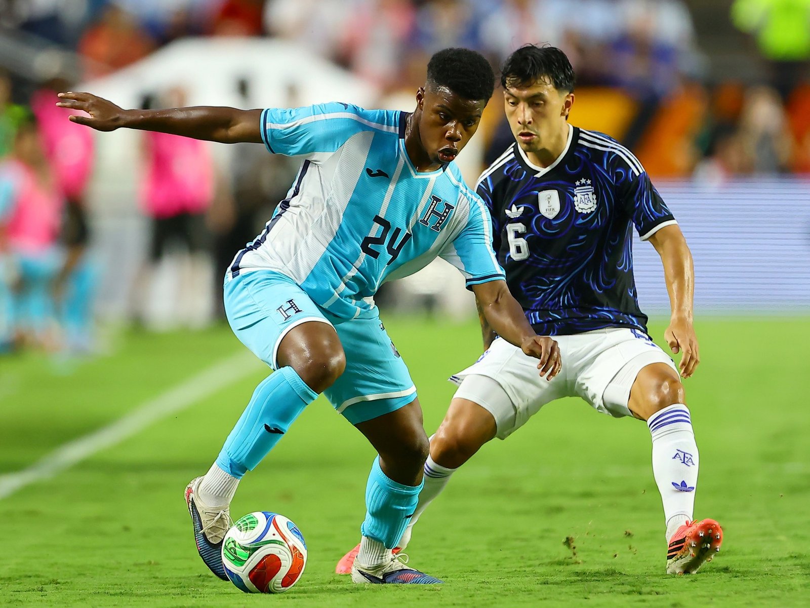 Lisandro Martínez, una espera de 598 días para volver a jugar en la Selección justo antes del Mundial 2026: "Todo valió la pena"