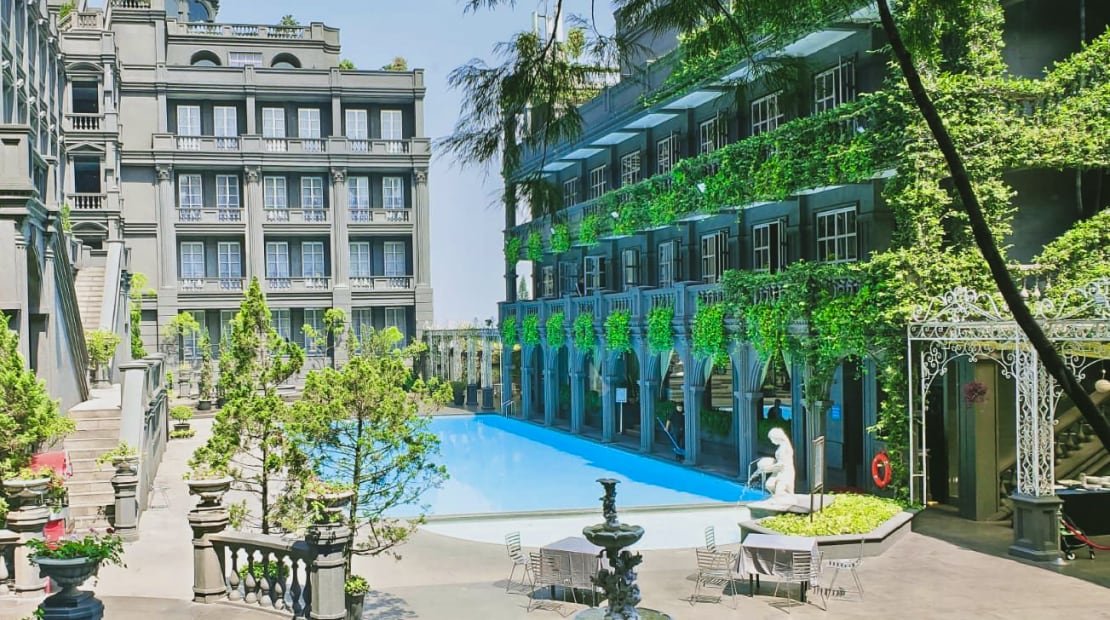 Piscina del GH Universal Hotel.