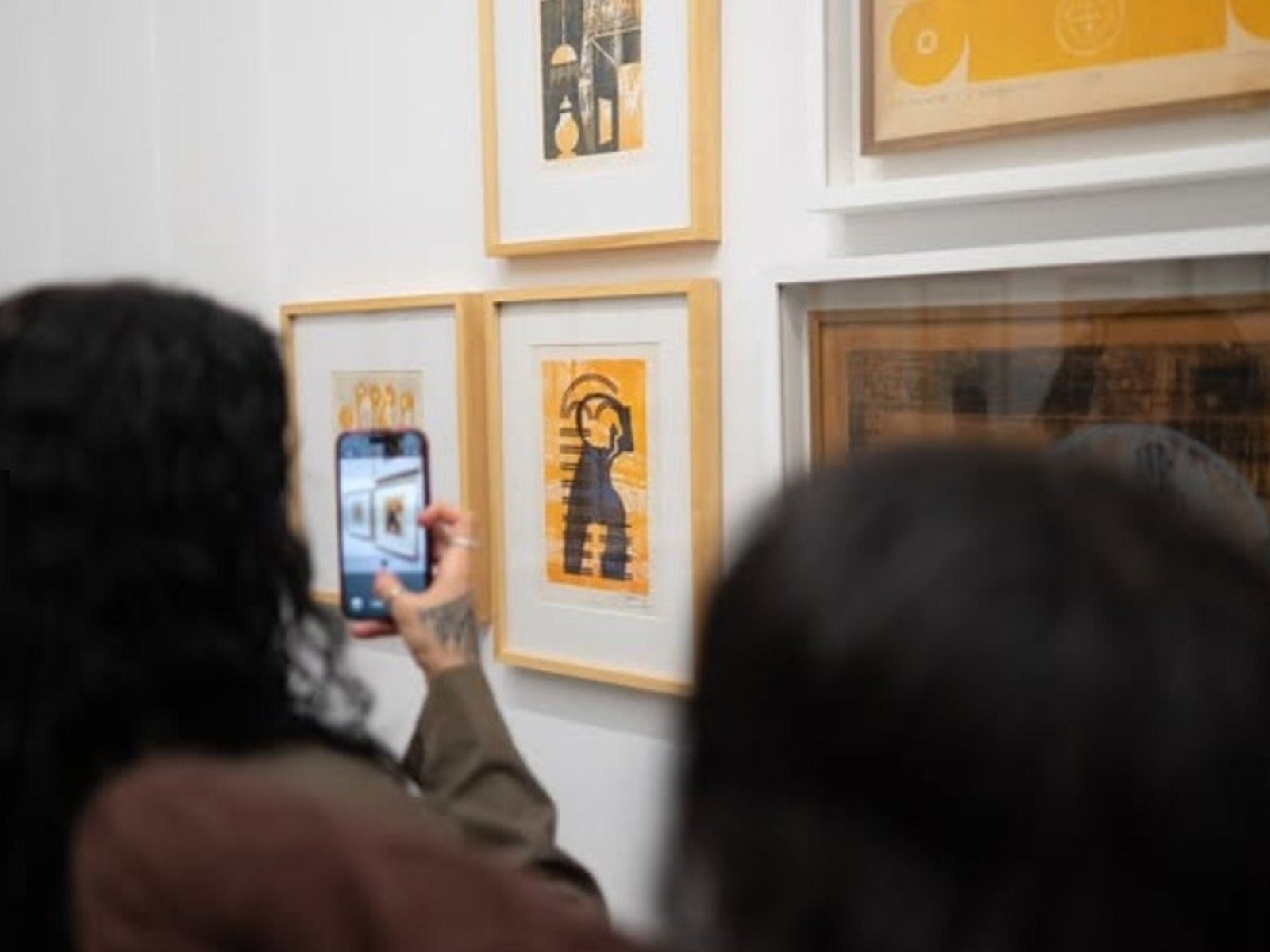 Obras inéditas de Edgardo Antonio Vigo en una muestra que redescubre su faceta más experimental