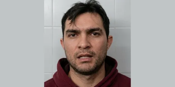 Ofrecen $20 millones de recompensa por un hombre buscado por el crimen de un policía federal