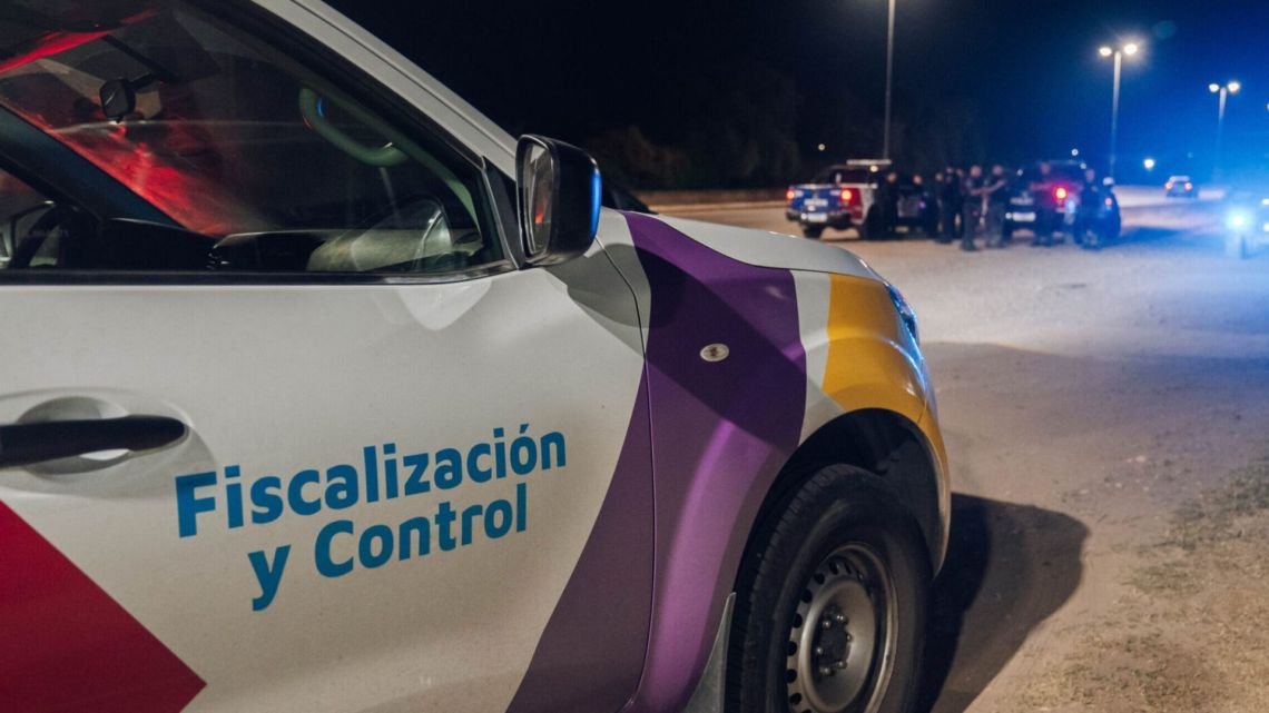 Passerini convoca a Quinteros para un nuevo ente municipal: Qué dice el decreto de la Unidad de control de la noche en Córdoba