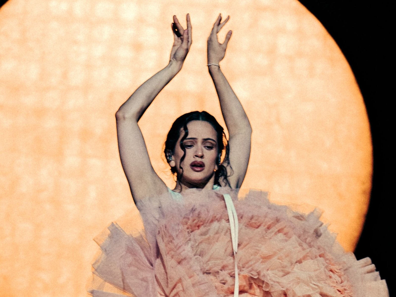 Rosalía cancela sus conciertos en Florida por una emergencia familiar