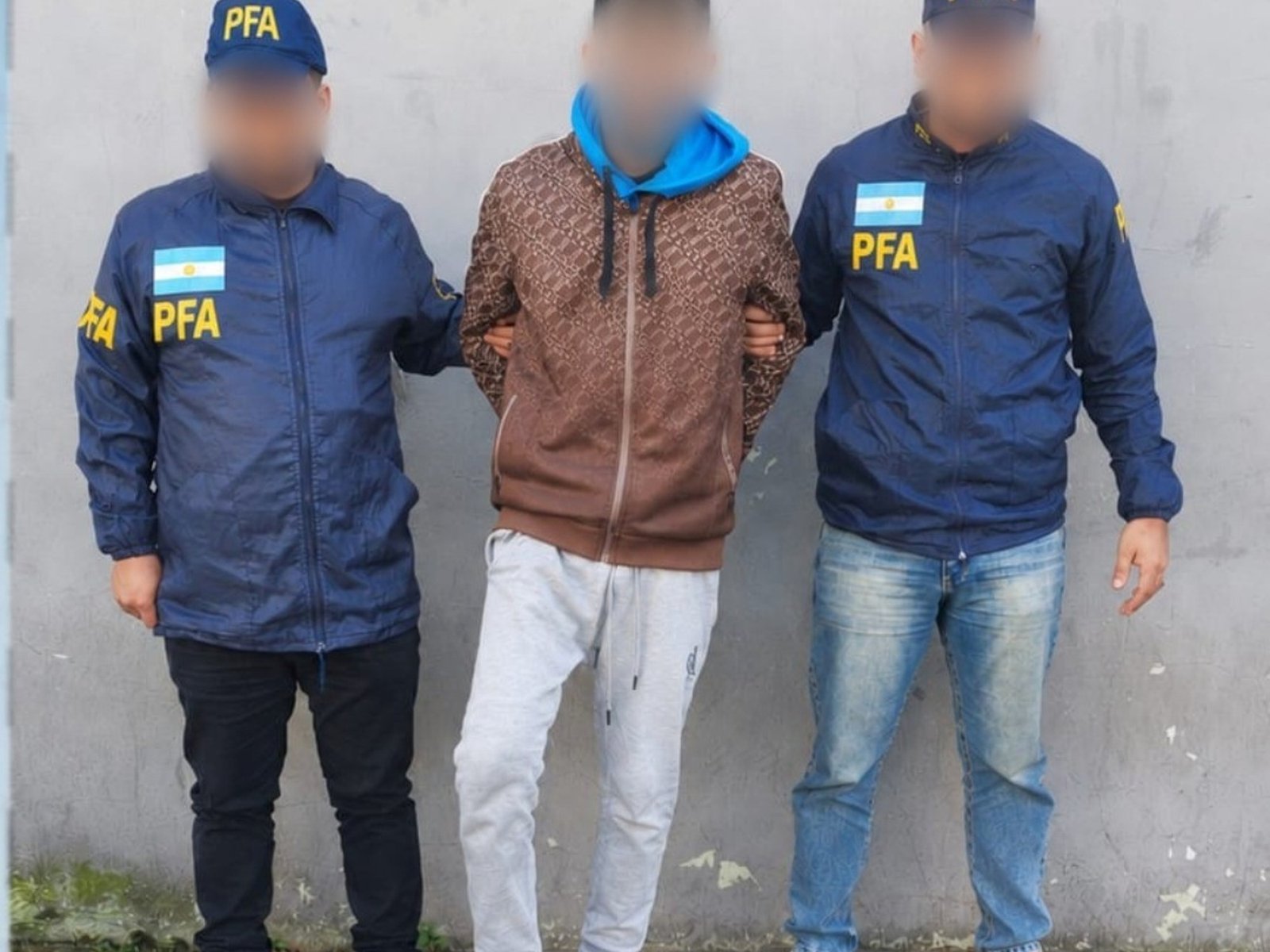 Se hacía pasar por su hermano en una clínica porque lo buscaban por intento de homicidio, pero cayó cuando ingresaba a una consulta