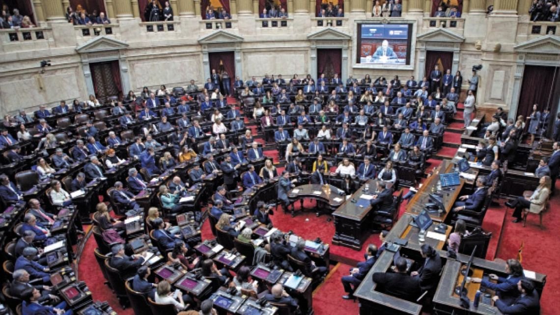 Sesiona Diputados para tratar temas impulsados por el Gobierno