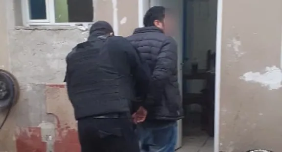 Tenía prohibición de acercamiento por seis meses, fue a la casa de su ex pareja y terminó tras las rejas