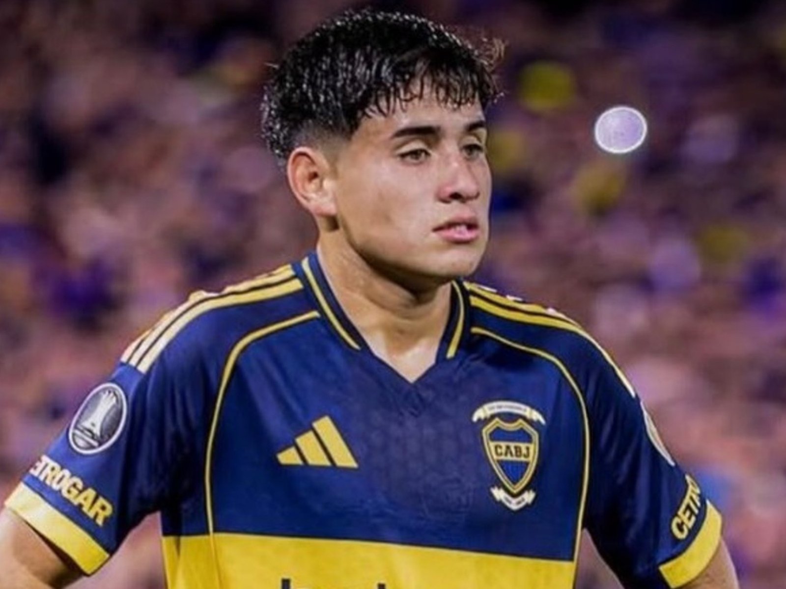 Tomás Aranda, el pibe "10" de Boca que puede heredar la camiseta de Maradona, Riquelme y Cavani
