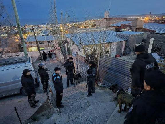Tras los tiroteos, desplegaron un operativo con más de 50 policías en barrio Pietrobelli