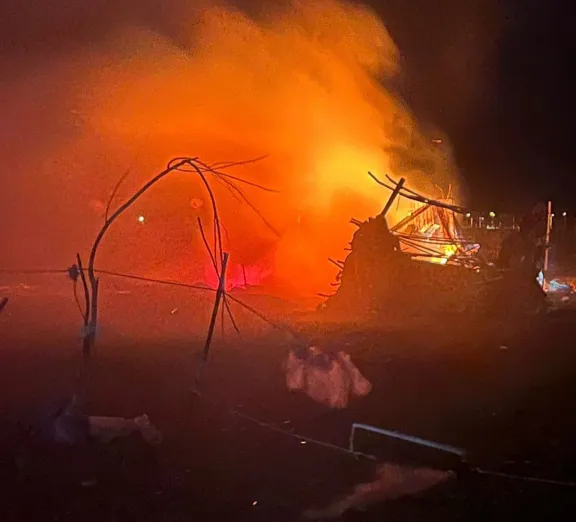 Trelew: pelea entre hermanos termina con una vivienda tiroteada y otra incendiada