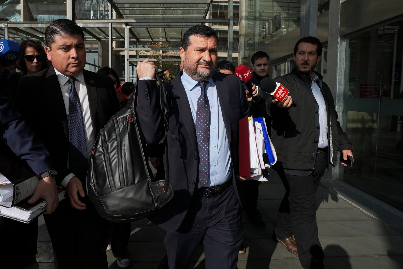 Tren de Aragua: una segunda ejecutiva bancaria, entre los 17 imputados en el mayor operativo contra la banda en América Latina