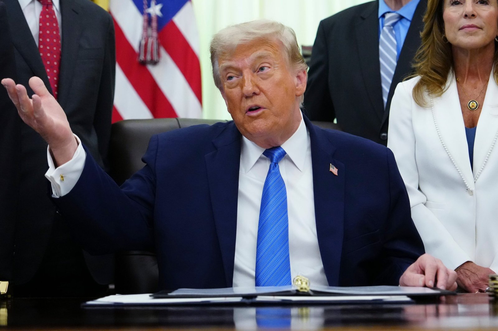 Trump dice que está dispuesto a no renovar el acuerdo comercial con México y Canadá: “No necesitamos nada de ellos”