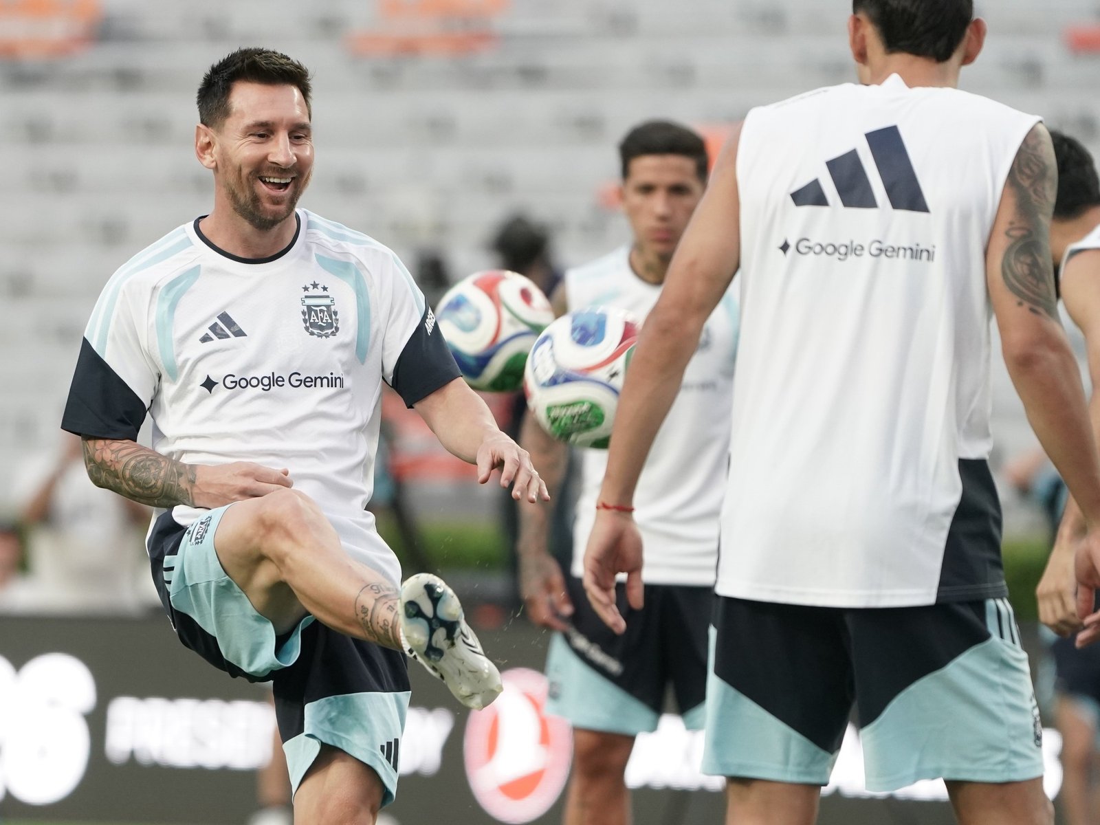 en la tierra de los grandes espectáculos, no hay un imán mejor que Lionel Messi