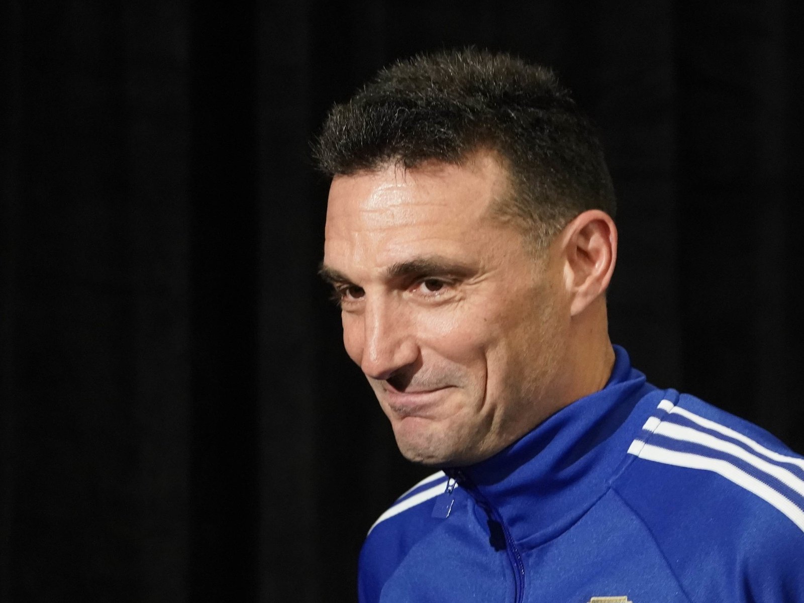 jugá a ser Scaloni y armá tu 11 ideal para el debut en el Mundial 2026