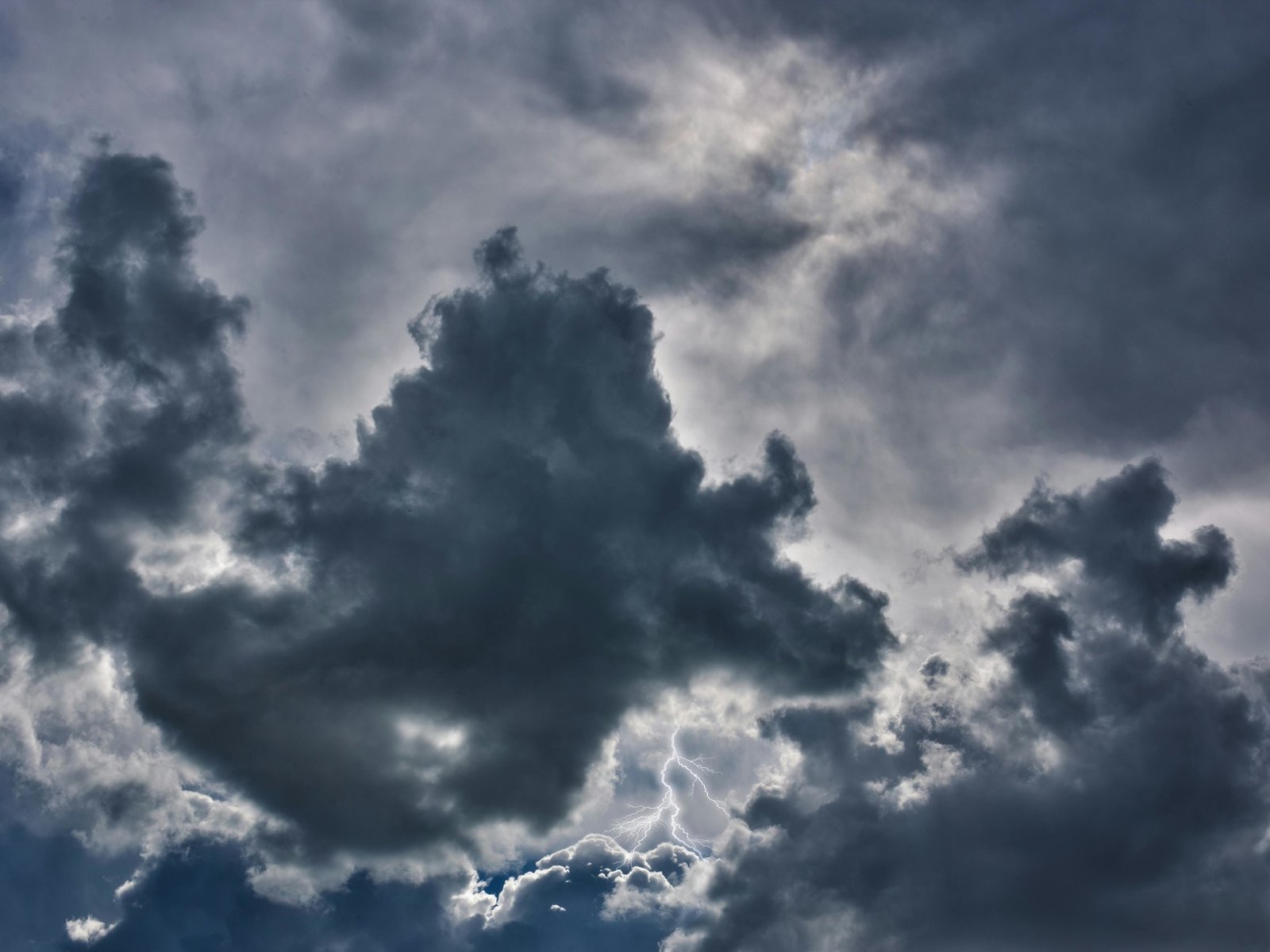 volvió a salir el sol, pero se vienen más lluvias y una mínima de 4 grados este fin de semana en el AMBA