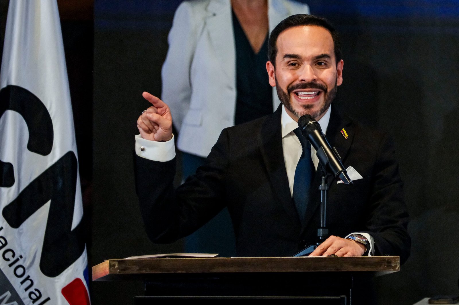 Abelardo de la Espriella al recibir su credencial como presidente electo de Colombia del Consejo Nacional Electoral (CNE).