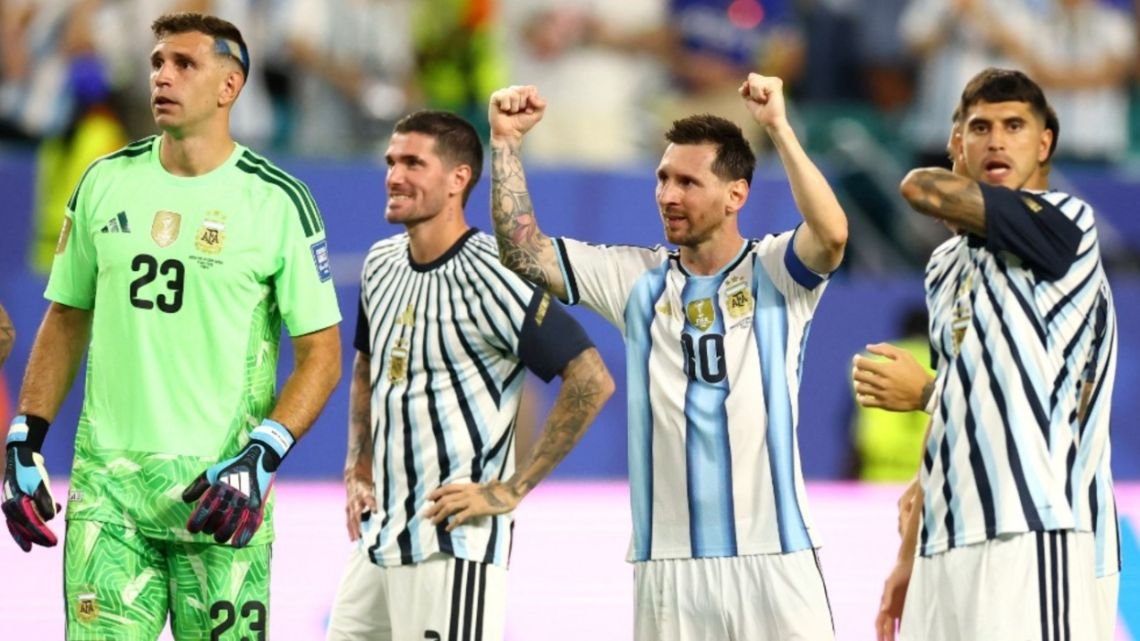 Argentina a octavos de final con sufrimiento, alivio y desahogo