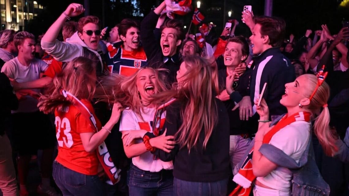 Así festejó Noruega el triunfo contra Brasil