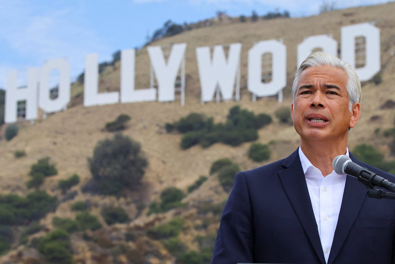 California, y otros 11 Estados demócratas demandan la Administración de Trump para frenar la fusión Warner-Paramount