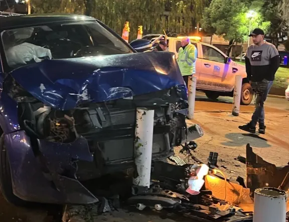 Colisionaron en Malvinas y Rivadavia y uno de los conductores estaba alcoholizado