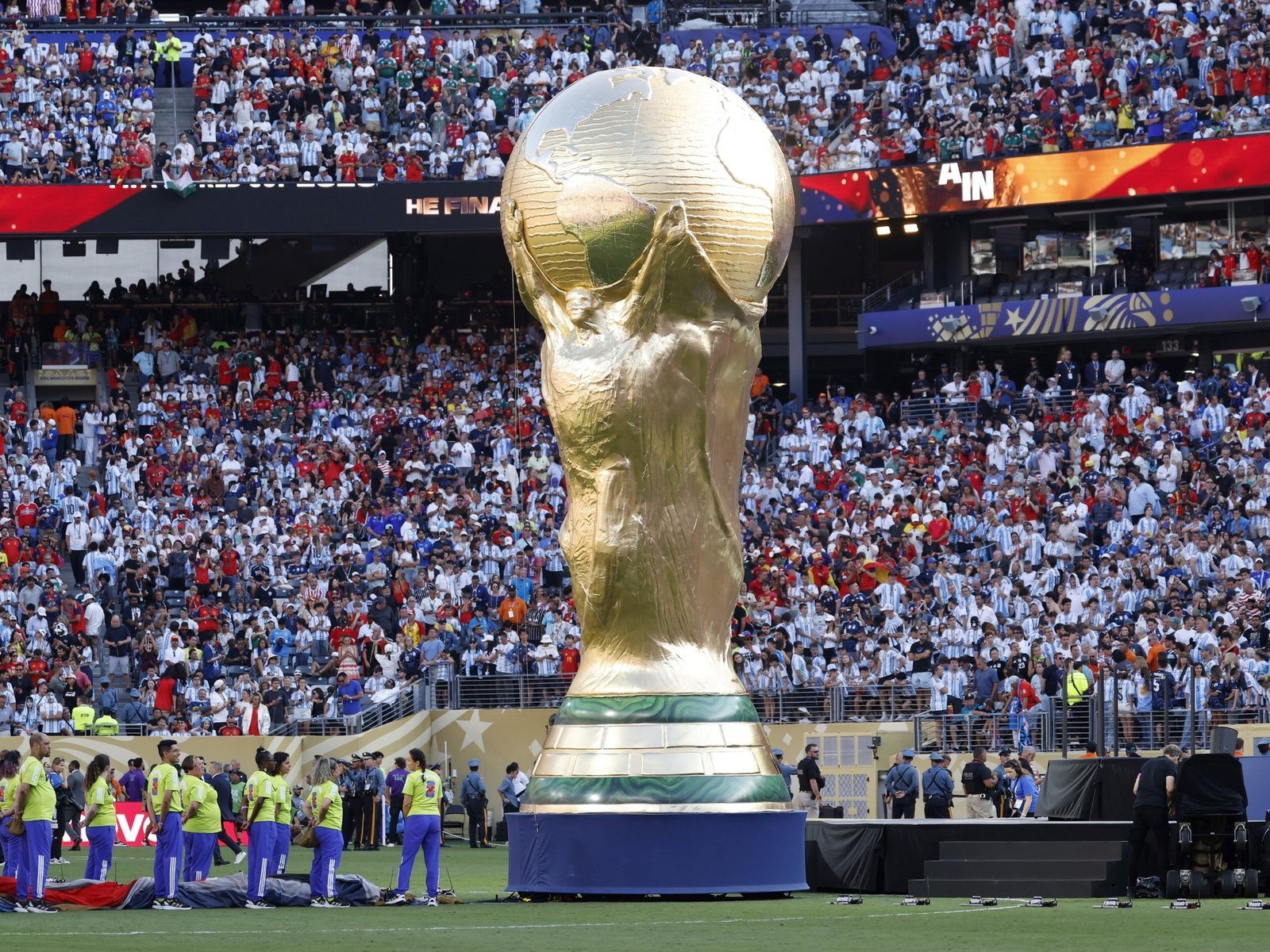 Con cinco argentinos en la lista, eligen a los mejores jugadores del Mundial 2026 y lanzan una votación para el once ideal