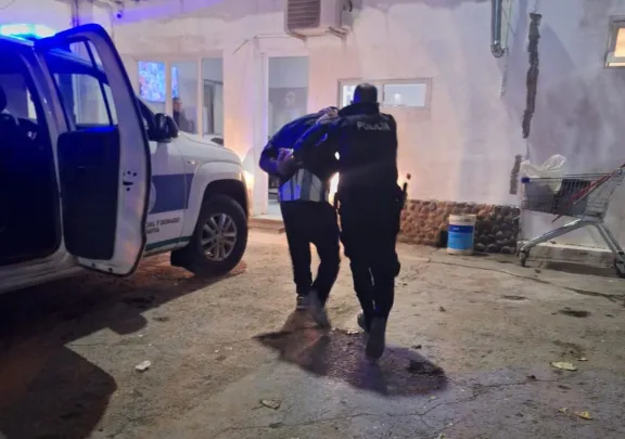 Demorado tras protagonizar una violenta riña en avenida Roca y La Nación