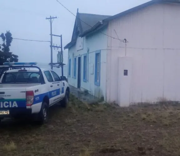 Detienen a un hombre tras intentar robar en una iglesia de Camarones