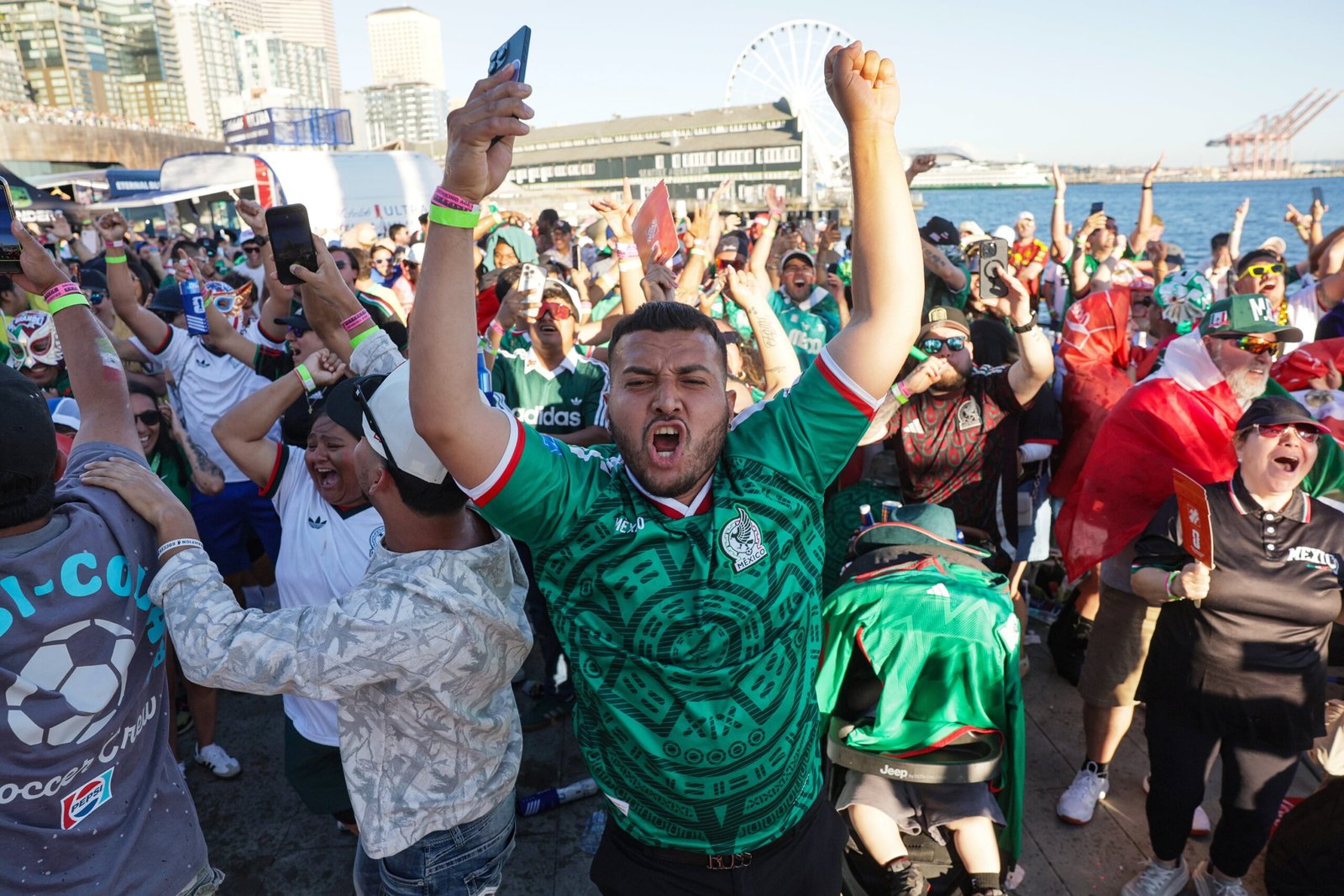 El Mundial impulsa la reconexión de mexicoestadounidenses: “Ponerse la camiseta de México esta vez tuvo un significado distinto”
