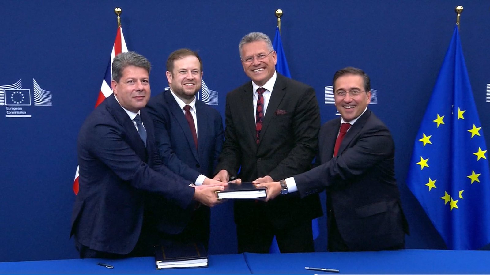 La UE y el Reino Unido firman el acuerdo histórico que acaba con la verja de Gibraltar