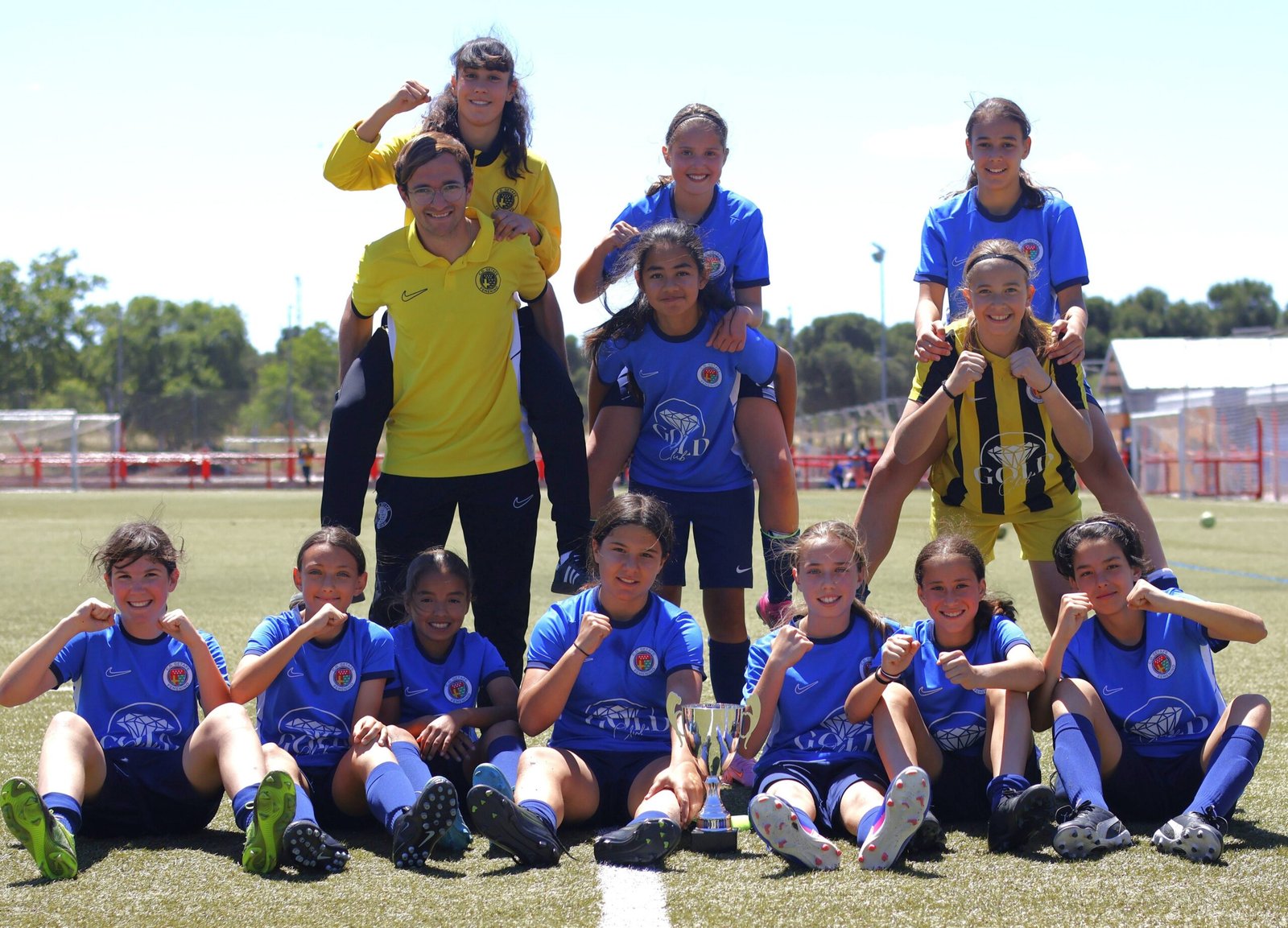 Equipo Alevín Getafe Femenino, campeón de Liga Autonómica 2025/2026.