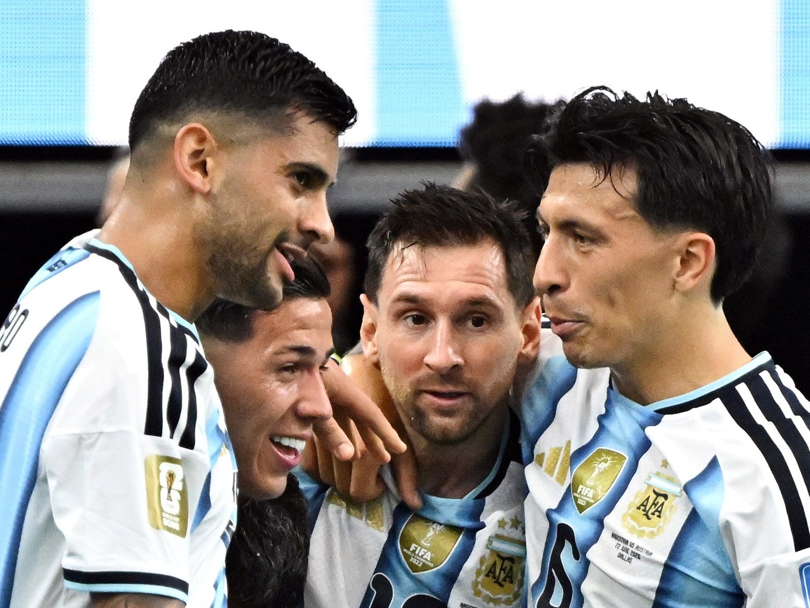 Lisandro y Cuti Romero, la zaga central que empujó a Argentina a los octavos de final