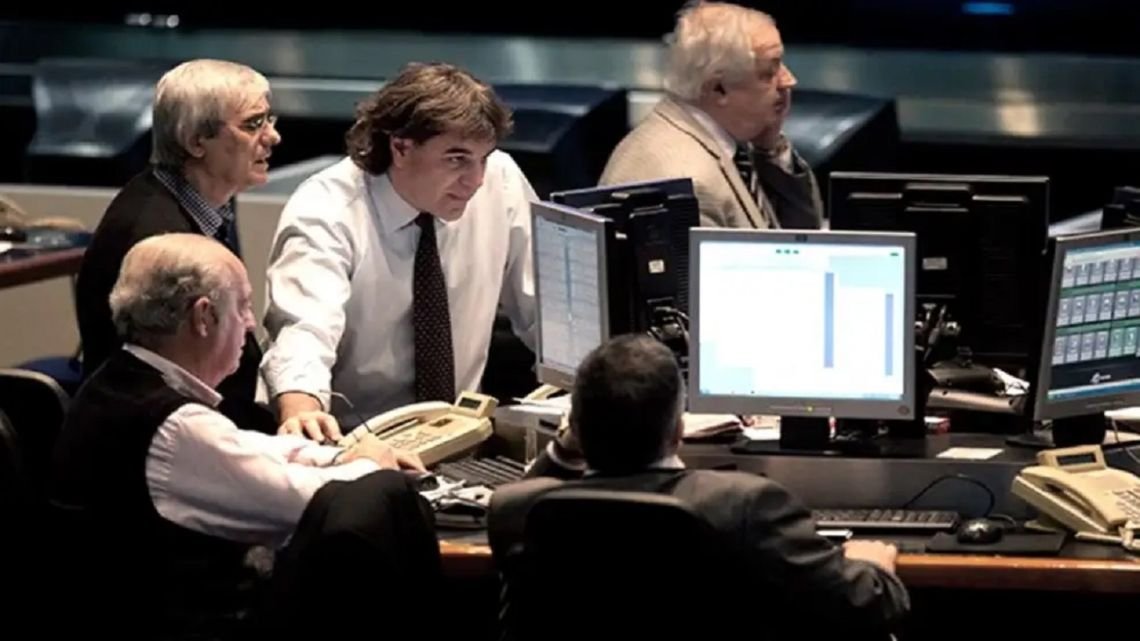 Mercados: por qué Argentina todavía no vuelve a emitir deuda en el exterior