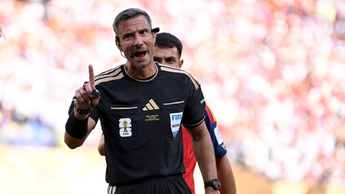 Slavko Vinčić se retira tras la final del Mundial 2026 e iguala una curiosa marca de Edgardo Codesal
