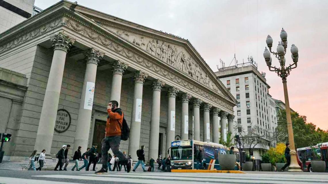 Tedeum: luego de los actos en Tucumán asiste al tradicional oficio en la Catedral Metropolitana