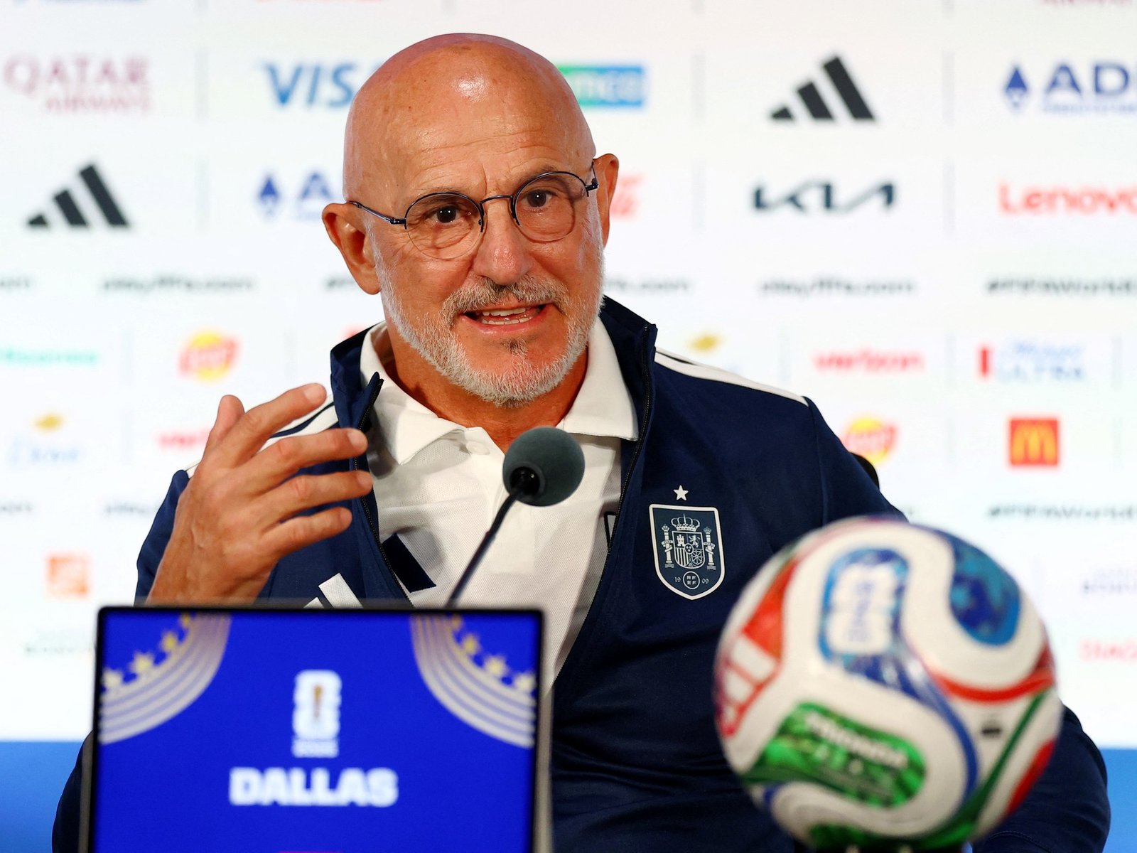 "Tienen futbolistas excepcionales, pero nosotros también"