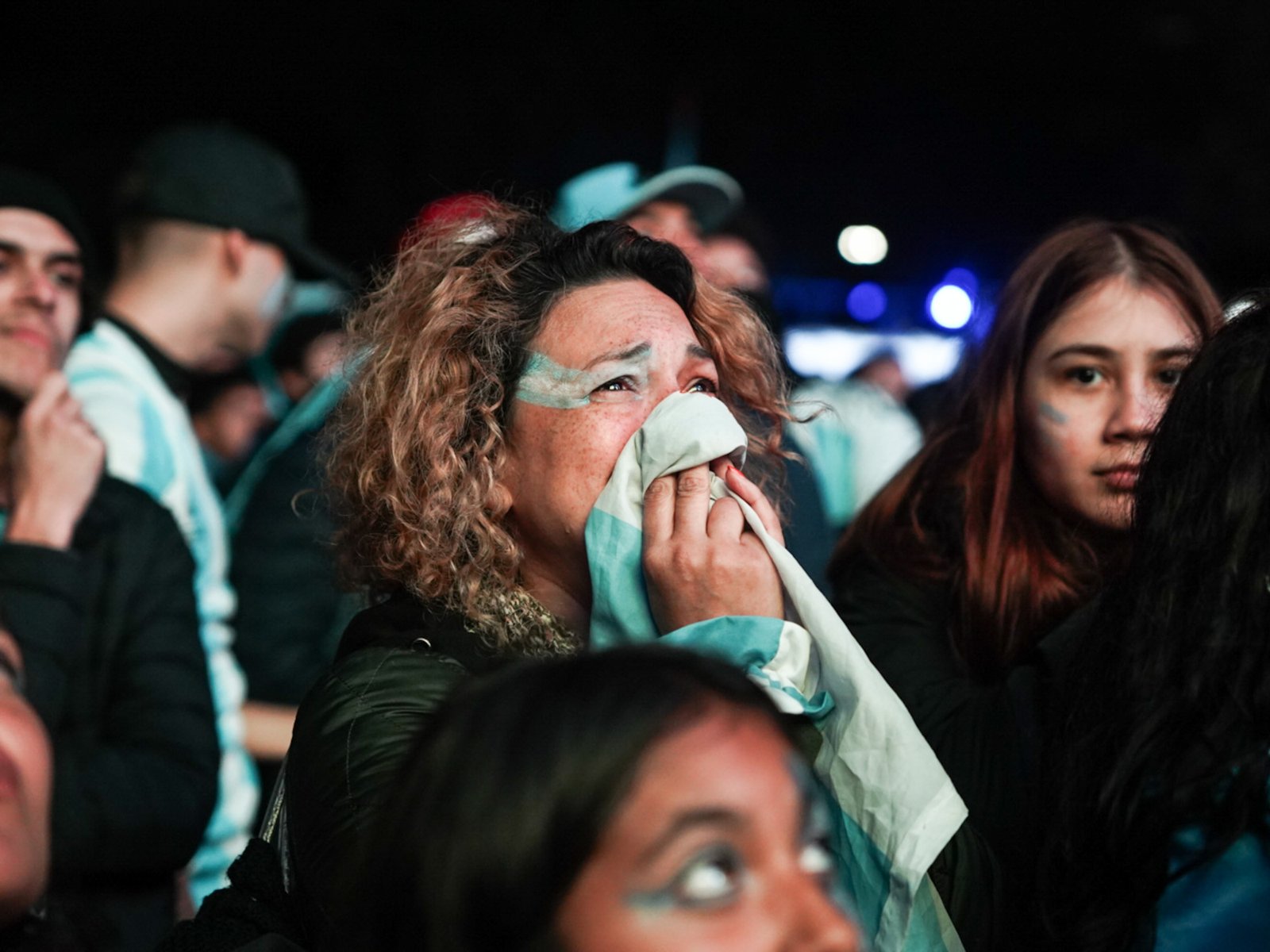 aplausos en el final en un Fan Fest que nunca perdió la fe