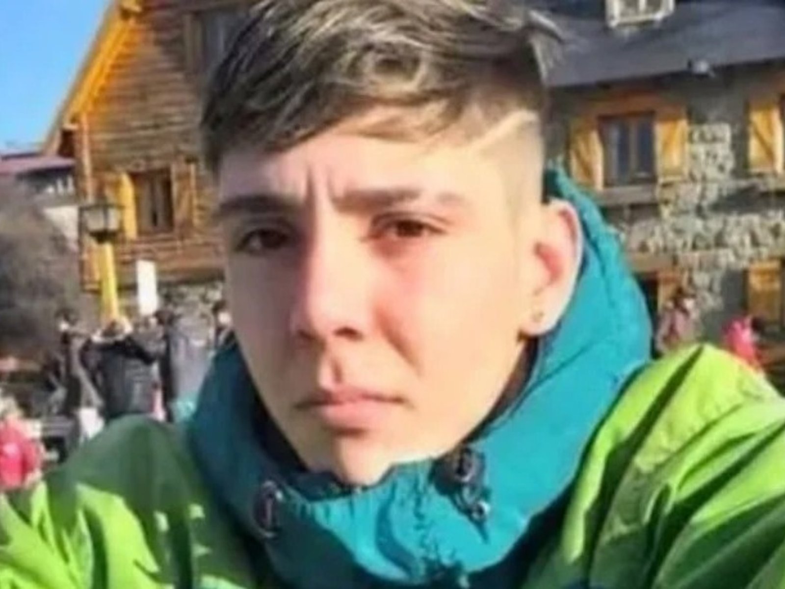 su cuerpo estaba semienterrado y su familia denuncia que fue secuestrado
