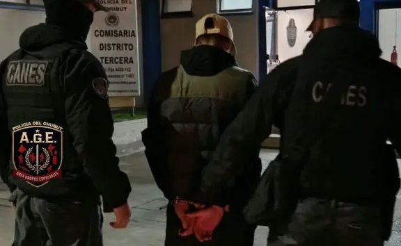 Detienen a un hombre con pedido de captura vigente en Trelew