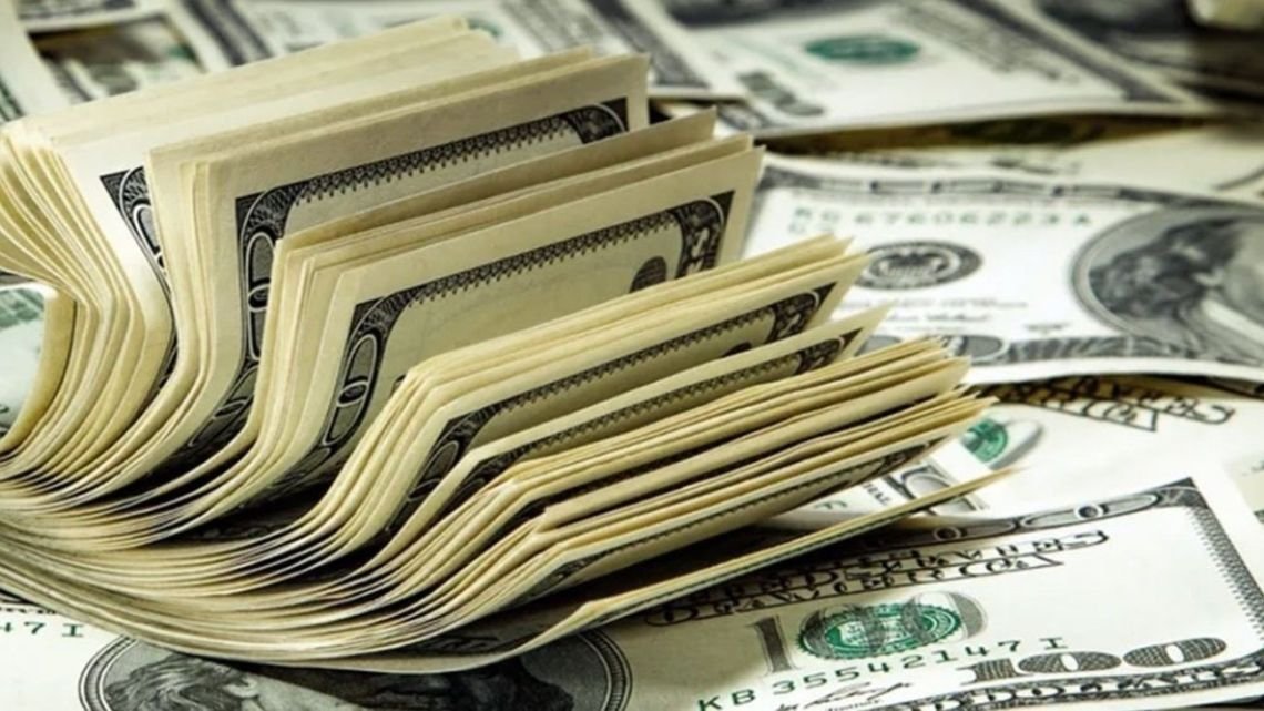 A cuánto cerró el dólar blue hoy, viernes 28 de agosto