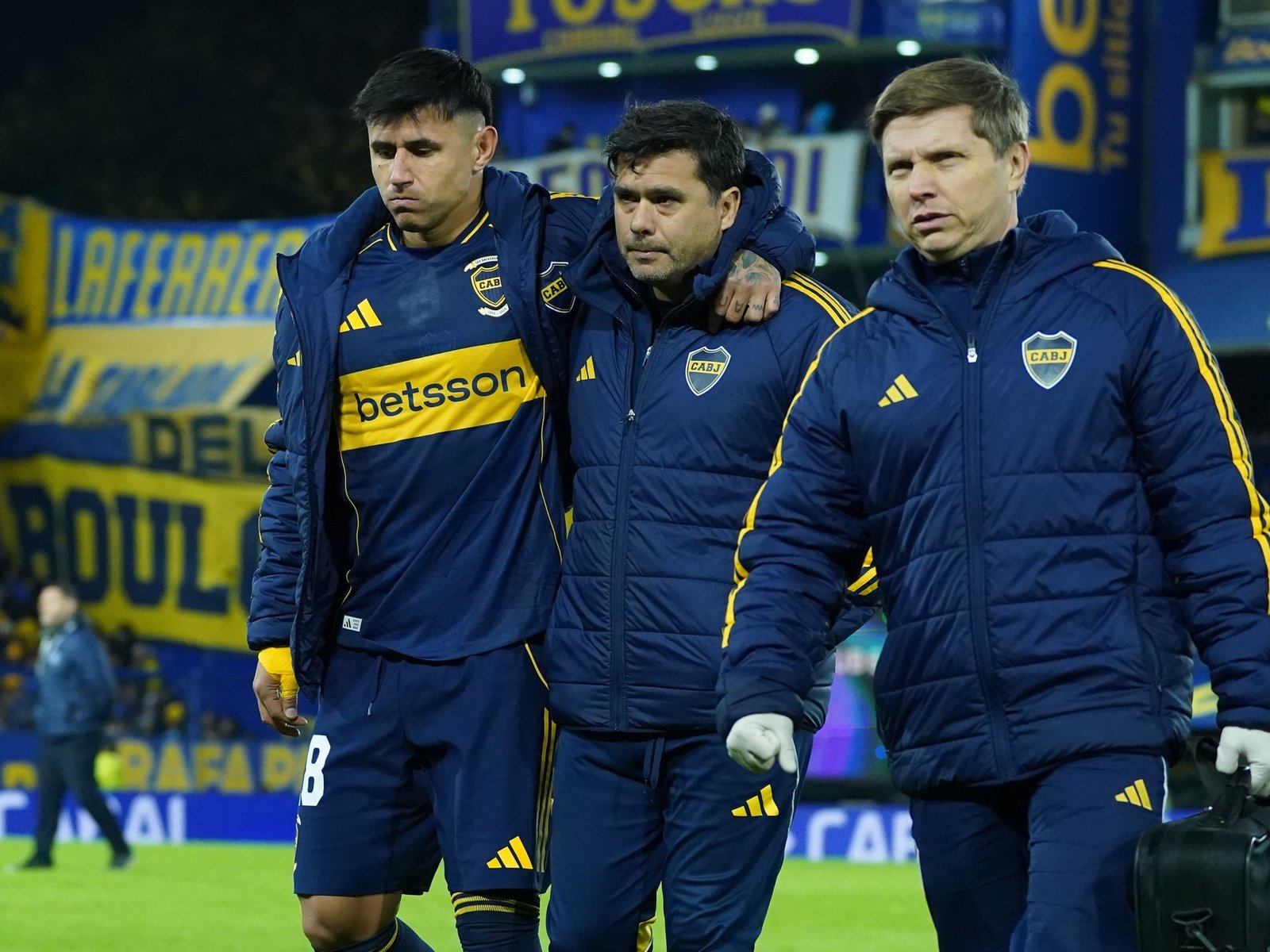 Adam Bareiro decidió operarse y en Boca ya saben que no podrán contar con él hasta 2027